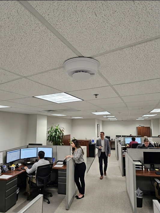 WiFi-SAR20 Unobtrusive Ceiling Security Camera with 4G Compatiable Wi-Fi & Live Video